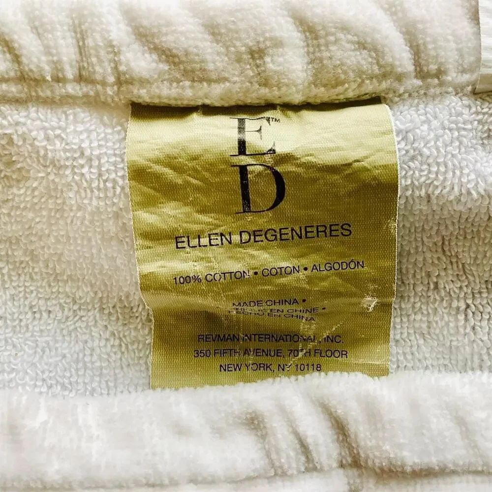 Ellen Degeneres CATS Velour Decorative Bath Towel